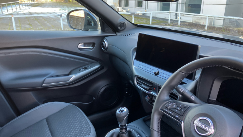 Nissan Juke 1.0 DiG-T N-Connecta 5dr Petrol Hatchback